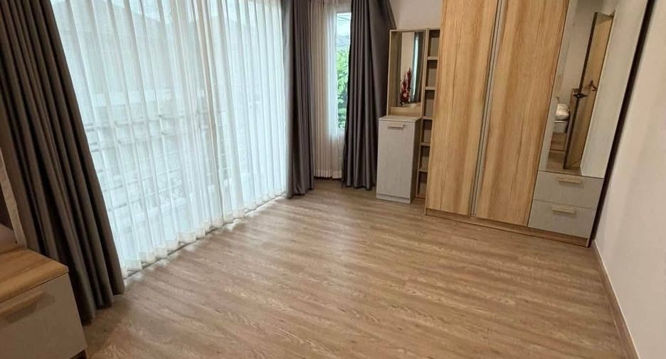Продажа 3 спальни дом в Банг Ламунг, Чонбури