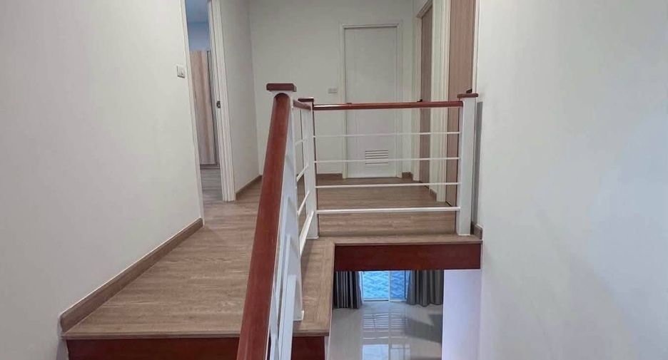 Продажа 3 спальни дом в Банг Ламунг, Чонбури