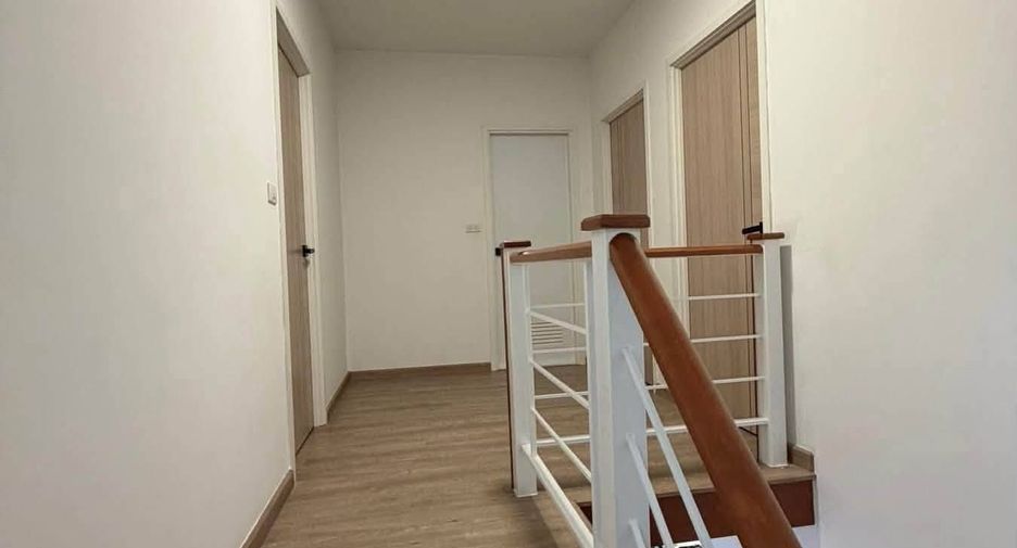 Продажа 3 спальни дом в Банг Ламунг, Чонбури