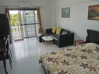 À louer studio condo à Bang Lamung, Chonburi