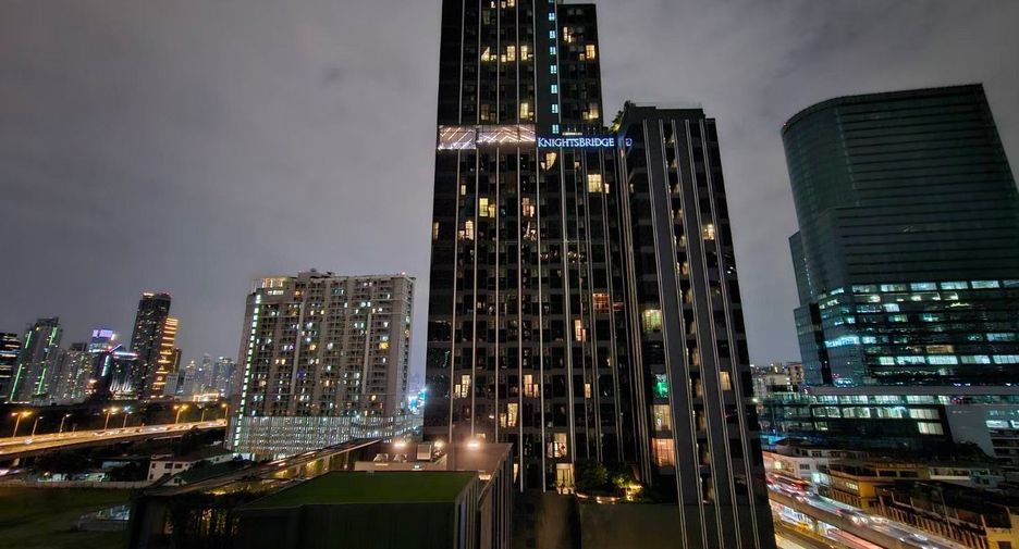 Продажа 1 кровать кондо в Хуаи Кхщанг, Бангкок