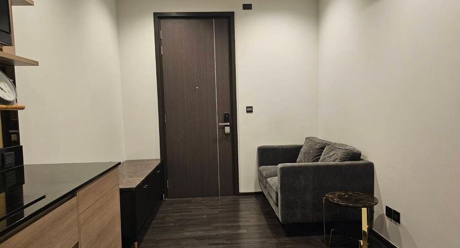 Продажа 1 кровать кондо в Хуаи Кхщанг, Бангкок