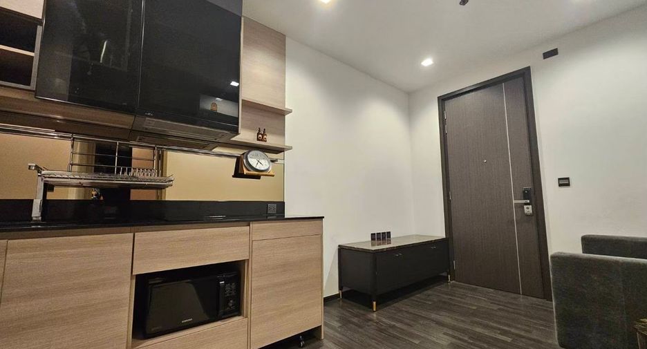 Продажа 1 кровать кондо в Хуаи Кхщанг, Бангкок