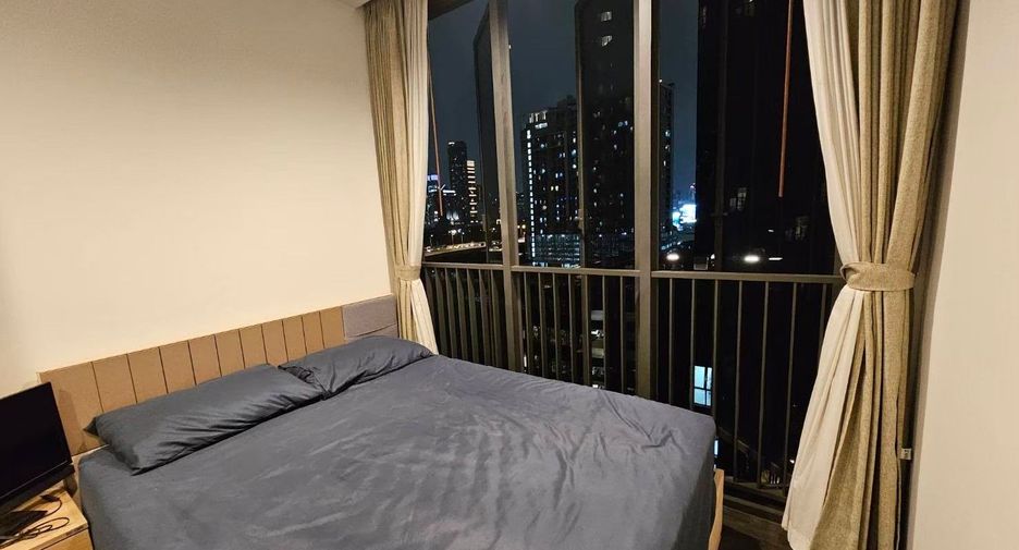 Продажа 1 кровать кондо в Хуаи Кхщанг, Бангкок