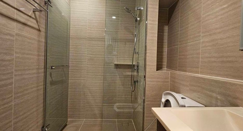 Продажа 1 кровать кондо в Хуаи Кхщанг, Бангкок