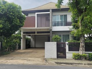 Casa en venta de 3 habitaciones en Prawet, Bangkok