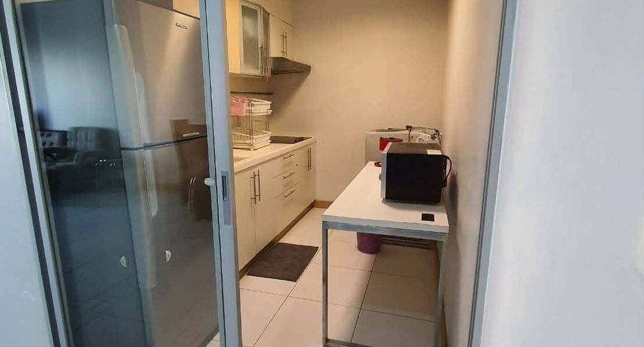For sale 2 bedrooms condo in Khlong San, Bangkok
