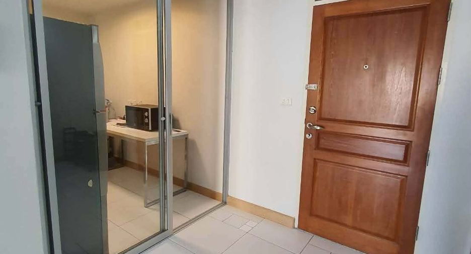 For sale 2 bedrooms condo in Khlong San, Bangkok