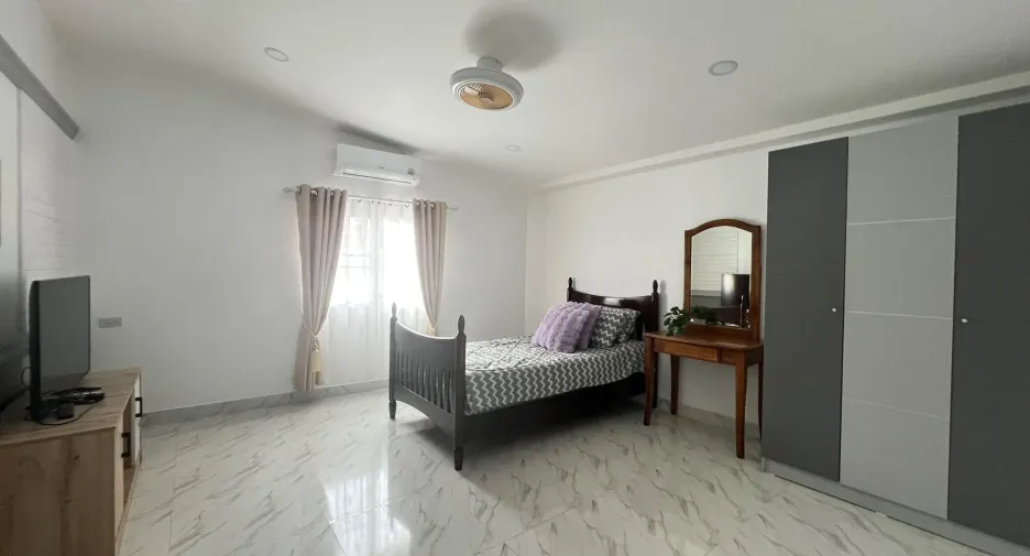 Haus zum Kauf mit 4 Zimmer in Bang Lamung, Chonburi