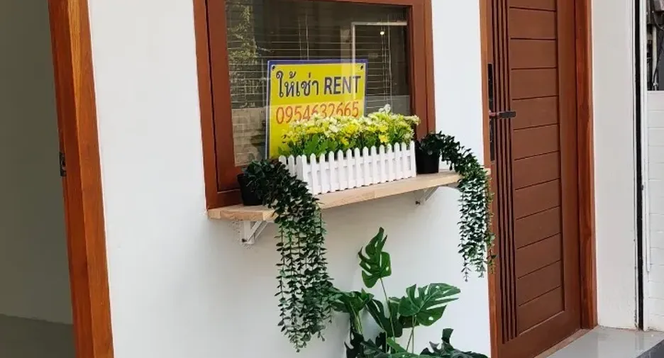 出售 和 出租 3 卧室 联排别墅 在 Mueang Chiang Mai, Chiang Mai