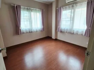 出租 3 卧室 独立屋 在 San Kamphaeng, Chiang Mai