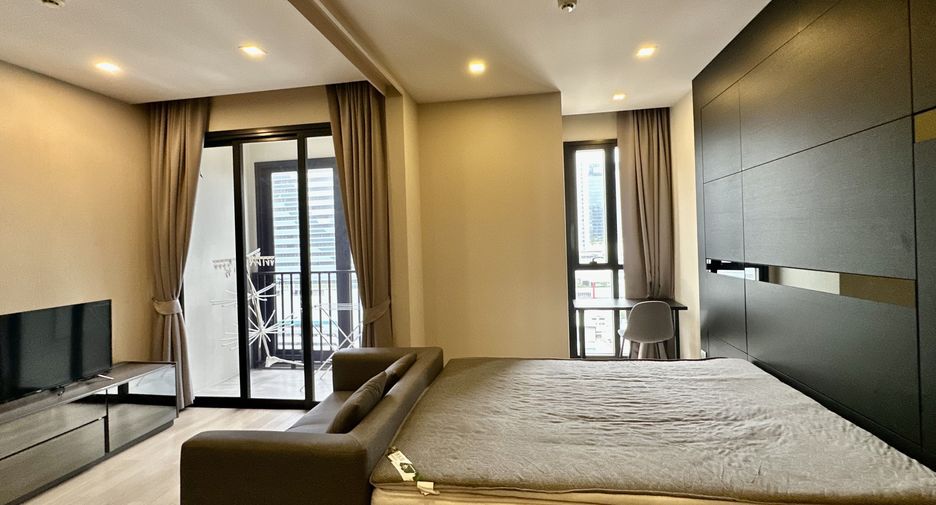 For rent 1 bed condo in Khlong Toei, Bangkok