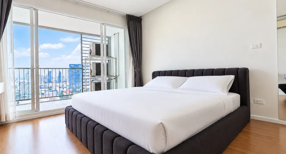 À vendre 3 chambres condo à Watthana, Bangkok