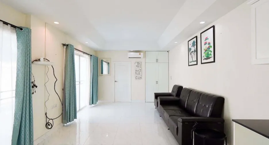 For sale 3 bedrooms house in Bang Lamung, Chonburi