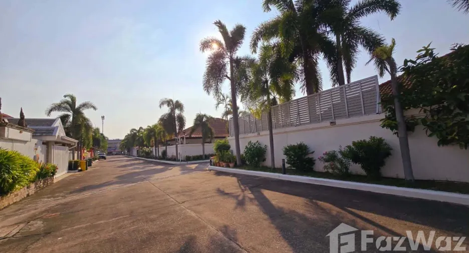 For sale 3 bedrooms house in Bang Lamung, Chonburi