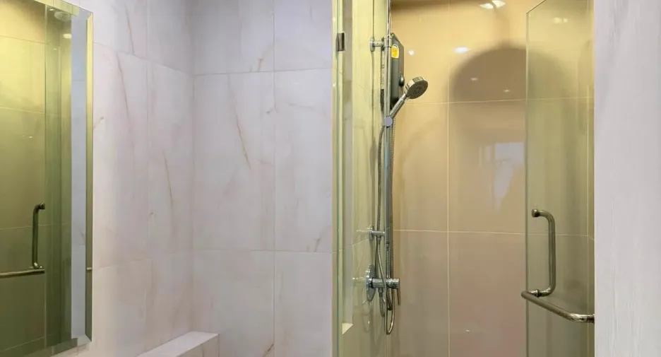À louer 1 chambre condo à Bang Phli, Samut Prakan