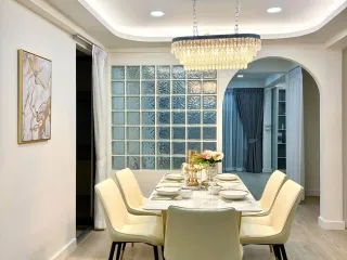 Haus zur Miete mit 5 Zimmer in Huai Khwang, Bangkok
