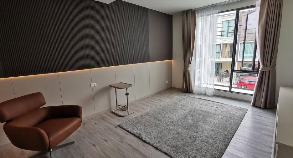 For rent 6 ベッドルーム townhouse in Bang Phli, Samut Prakan
