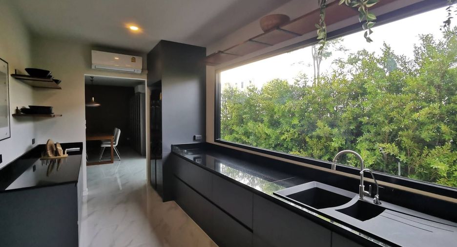 For rent 6 ベッドルーム townhouse in Bang Phli, Samut Prakan