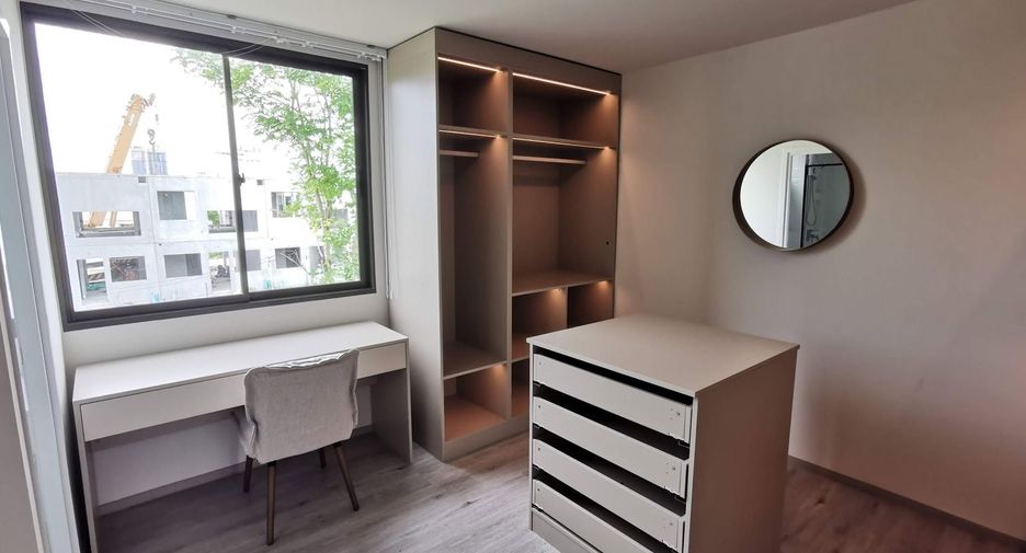 For rent 6 ベッドルーム townhouse in Bang Phli, Samut Prakan