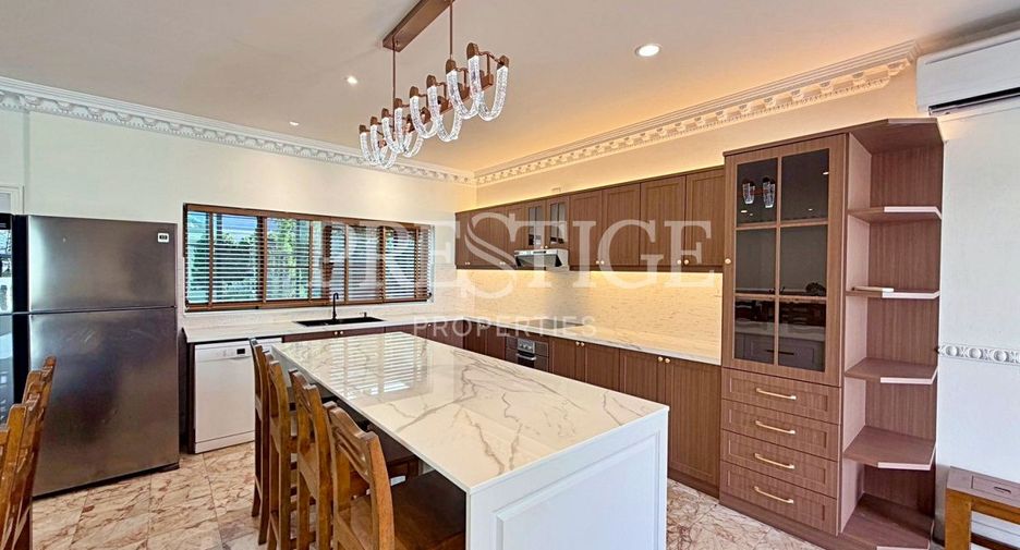 For rent 3 bedrooms house in Bang Lamung, Chonburi