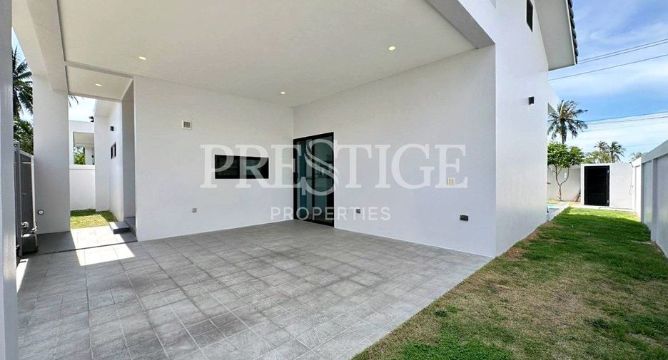 For rent 3 bedrooms house in Bang Lamung, Chonburi