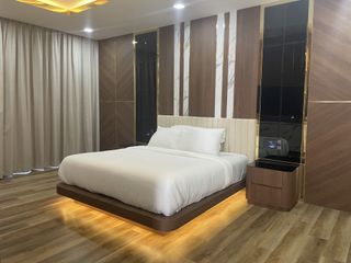 For rent 5 ベッドルーム villa in Mueang Phuket, Phuket