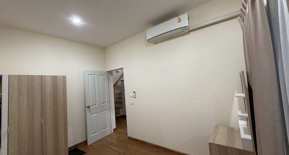Casa en alquiler de 3 habitaciones en Mueang Chiang Mai, Chiang Mai