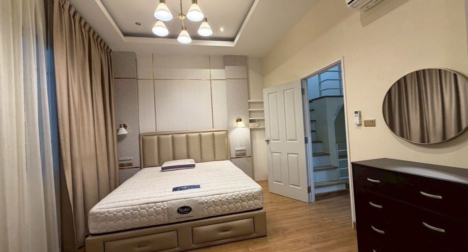 Casa en alquiler de 3 habitaciones en Mueang Chiang Mai, Chiang Mai