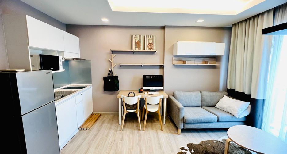 Wohnung zum Kauf mit 1 Zimmer in Watthana, Bangkok
