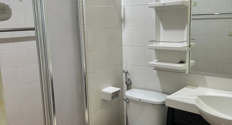 For sale and for rent 1 bed condo in Khlong San, Bangkok