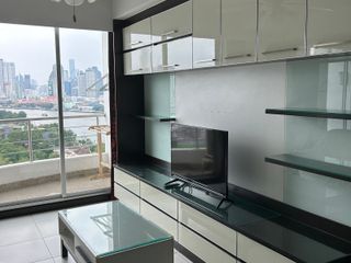 Condo en venta y en alquiler de 1 habitaciones en Khlong San, Bangkok