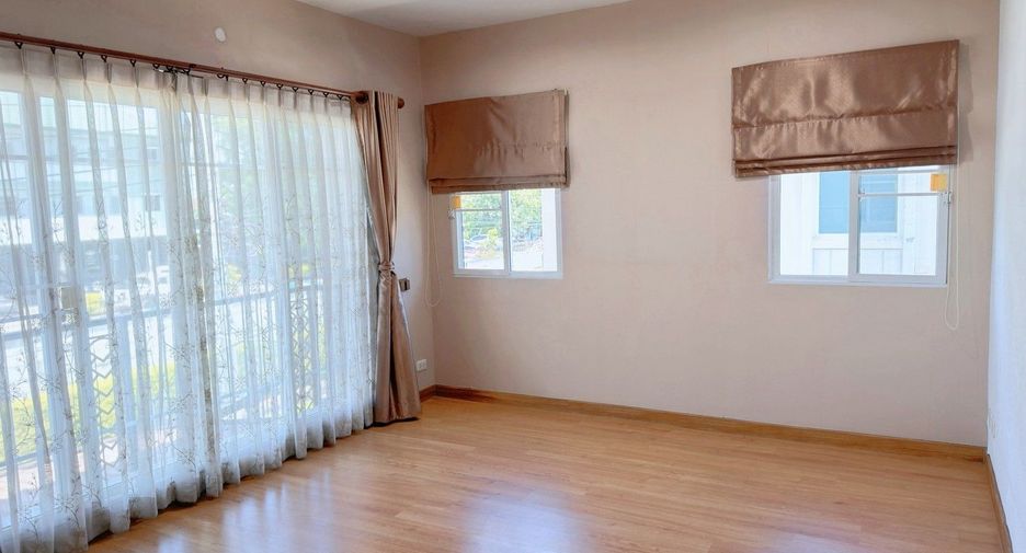 À vendre 3 chambres villa à Suan Luang, Bangkok