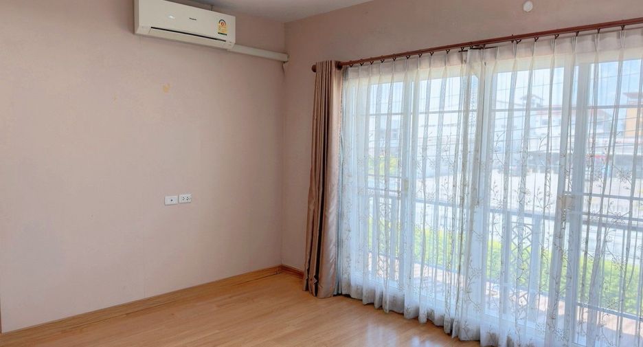 À vendre 3 chambres villa à Suan Luang, Bangkok