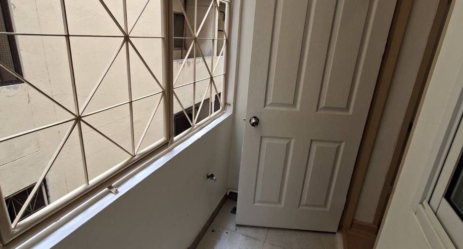 For sale 1 bed condo in Lak Si, Bangkok
