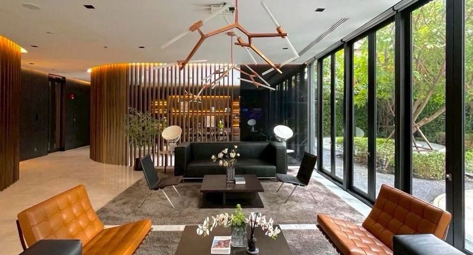 For rent 1 bed condo in Phaya Thai, Bangkok