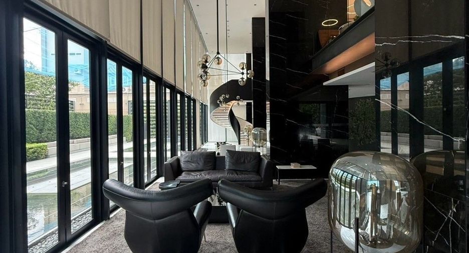 For rent 1 bed condo in Phaya Thai, Bangkok