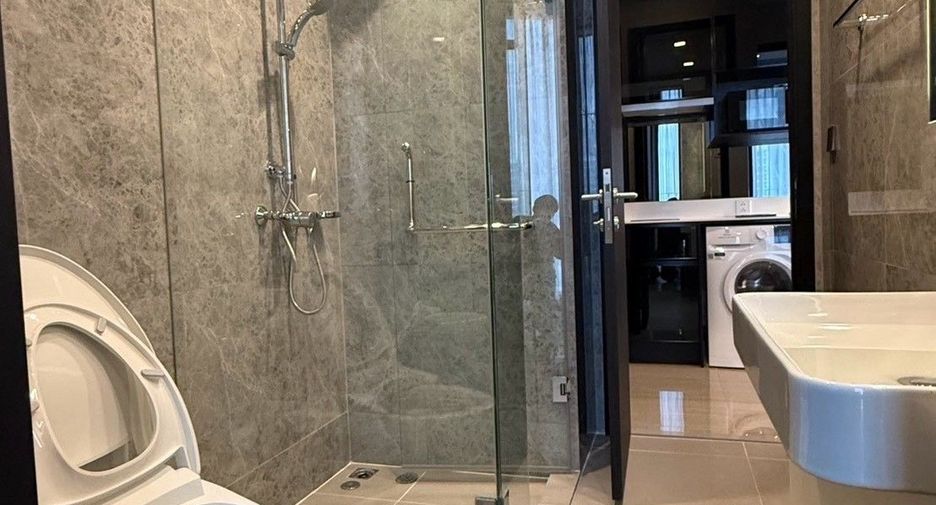 For rent 1 bed condo in Phaya Thai, Bangkok
