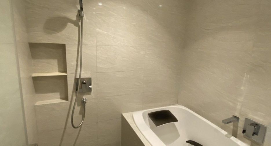 Condo en alquiler de 2 habitaciones en Watthana, Bangkok