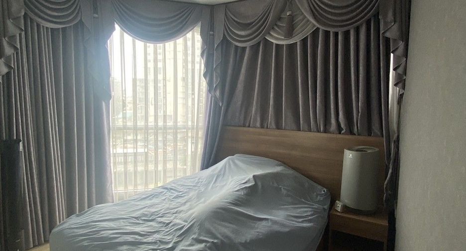 For sale 1 bed condo in Sathon, Bangkok
