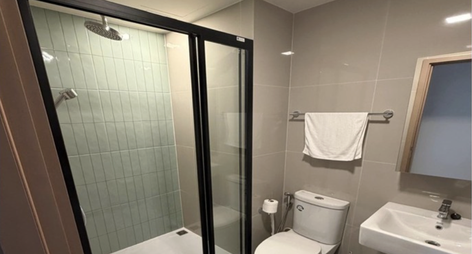 Condo en alquiler de 1 habitaciones en Khlong San, Bangkok