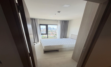 Condo en alquiler de 1 habitaciones en Khlong San, Bangkok