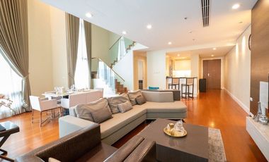 Condo en alquiler de 3 habitaciones en Khlong Toei, Bangkok