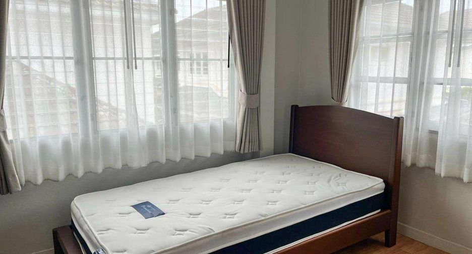 Haus zur Miete mit 3 Zimmer in San Sai, Chiang Mai