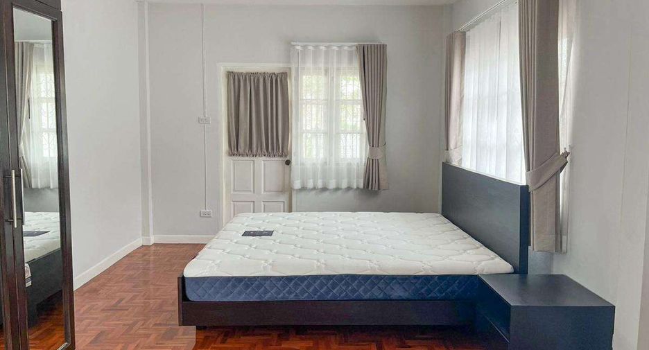 Haus zur Miete mit 3 Zimmer in San Sai, Chiang Mai