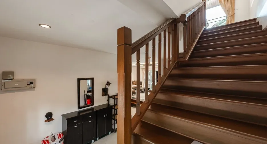 For sale 3 bedrooms villa in Mueang Phuket, Phuket