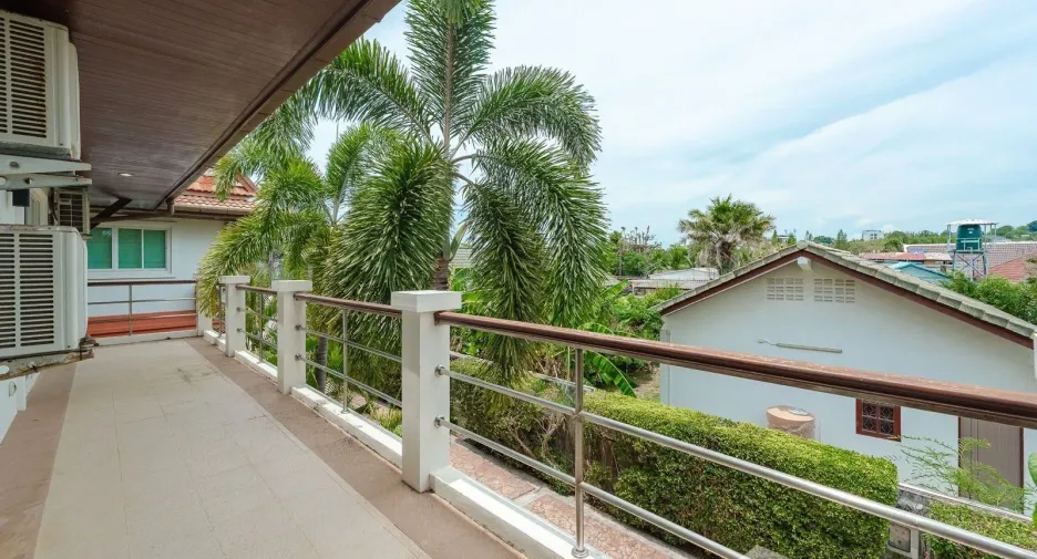 For sale 3 bedrooms villa in Mueang Phuket, Phuket