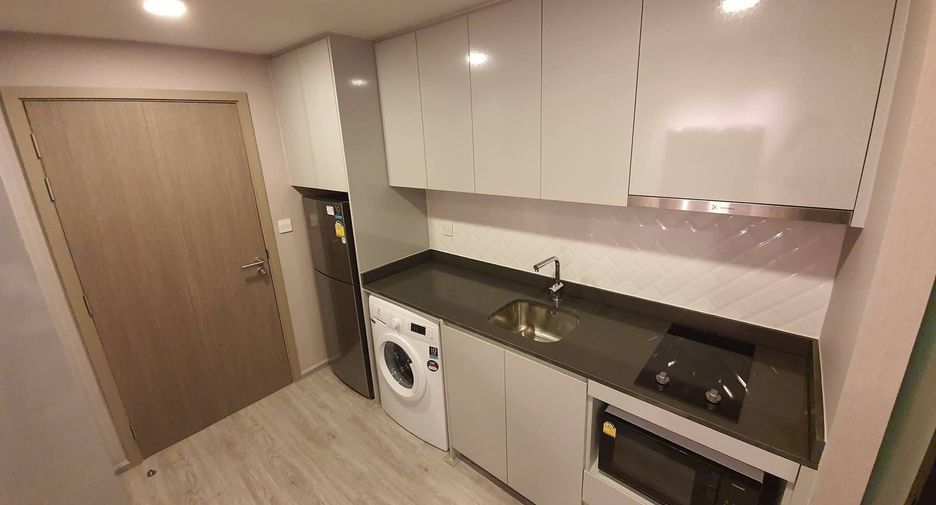 For rent 1 bed condo in Pathum Wan, Bangkok