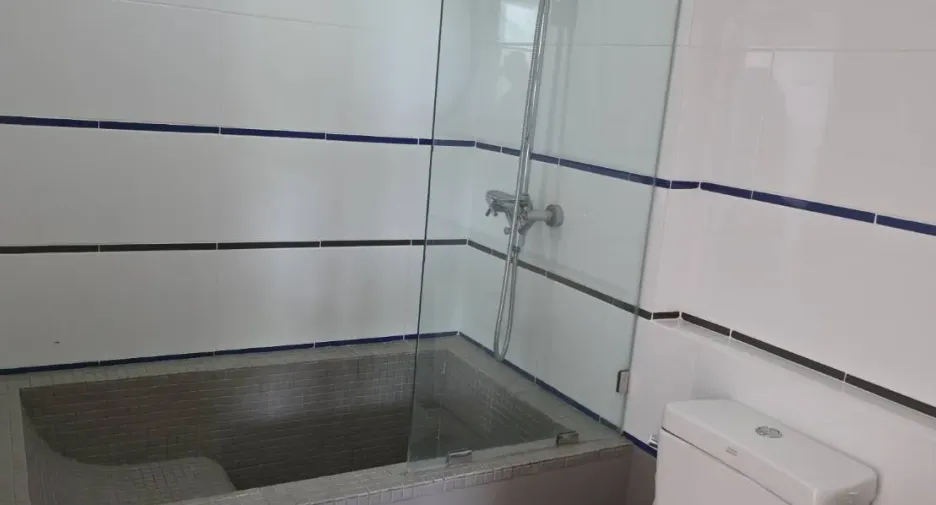 For sale 2 bedrooms condo in Cha Am, Phetchaburi