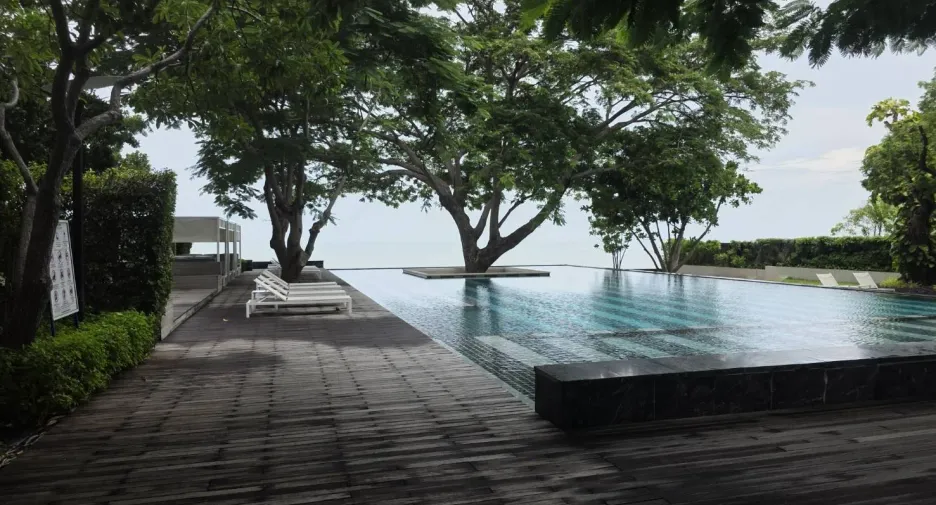 For sale 2 bedrooms condo in Cha Am, Phetchaburi